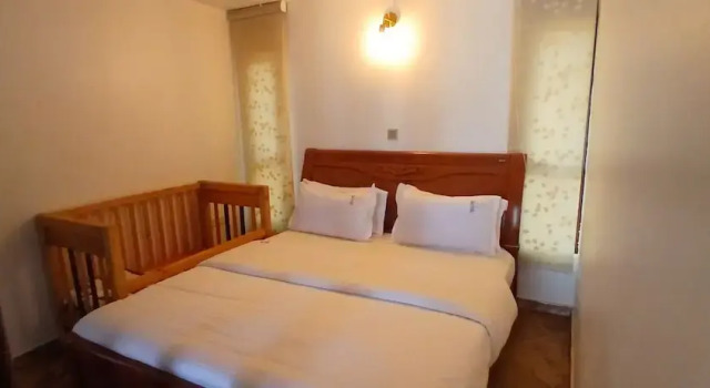 Villa Explorer Resort & Marina