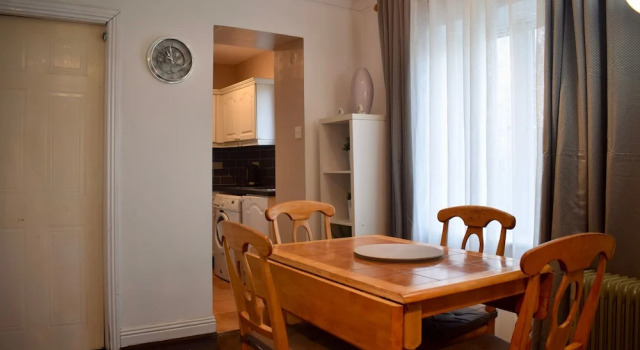 3 Bedroom Flat With Parking In Inchicore, Boek Appartement Dublin Dublin County