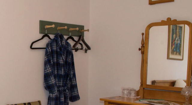 The Garden Bee Bed & Breakfast, Rezervasyon Otel Mount Uniacke 