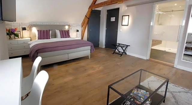 Люкс Пентхаус In de Witte Dame Hotel Bar Kitchen Apartments
