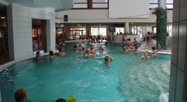 Apartment Kanita, Prenota Appartamento Hotel a Pomurje con piscina, Piscina