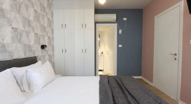 1 BR Apt TLV TAU by Sea N' Rent, Забронировать Апартаменты/квартира Тель-Авив Тель-Авивский округ, рядом с Парк Яркон