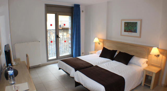 Hotel Cubil, Забронировать Отель Пас-де-ла-Каса Грандвалира, рядом с Горнолыжный подъемник Коль дель Исардс