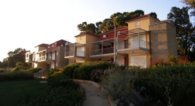 Dialiskari Villas, Rezervovat Vila Hotely v Messenia Regional Unit s parkováním, Parkování
