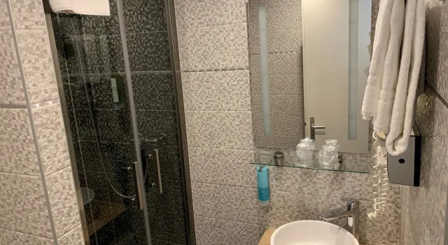 Двухместный номер Comfort Hotel Admiral