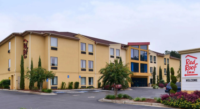 Red Roof Inn Locust Grove, Book Hotel Hoteller i Locust Grove med parkering, Parkering