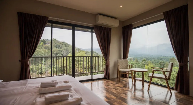 Suite cu balcon Thanburi Resort