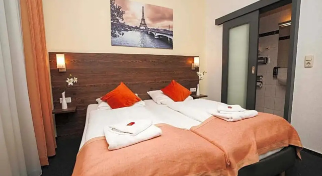 Номер Standard Hotel Little Paris