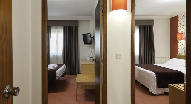 Люкс Varzinn Hotel