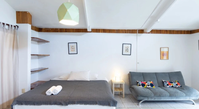 Люкс Luxury с балконом Maoritsio Garden studios