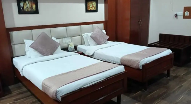 Двухместный номер Deluxe с балконом Hotel Sujata