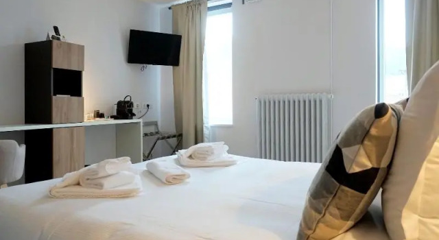 Logis Hôtel Le Confluent, Prenota Hotel Pontaumur Alvernia
