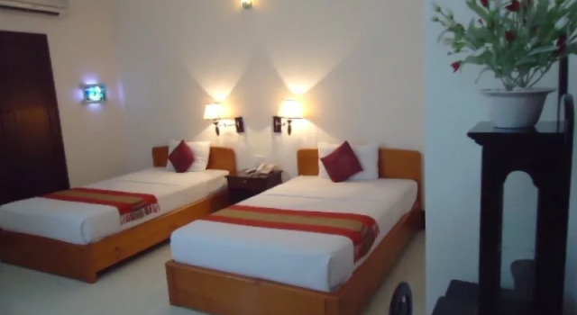Dong Nam Hotel