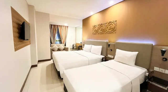 Camera tripla Deluxe Verse Hotel Cirebon