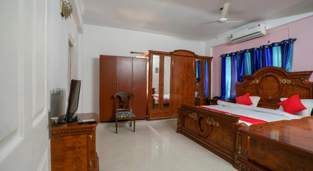 Люкс Standard OYO 72484 Hill Street Service Apartment