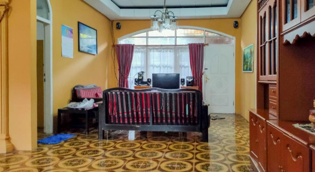 Villa Jaidi Cipanas RedPartner, Book Villa Cipanas West Java