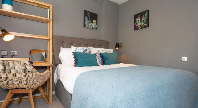 the Jersey Arms Hotel