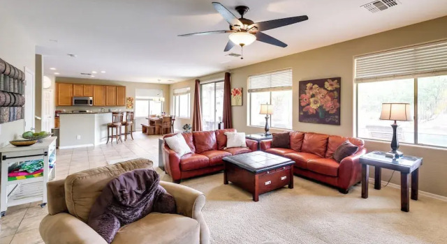 Maricopa Oasis w/ Game Room + Community Perks!, Book Feriehus Sommerhuse i Maricopa, Hytte