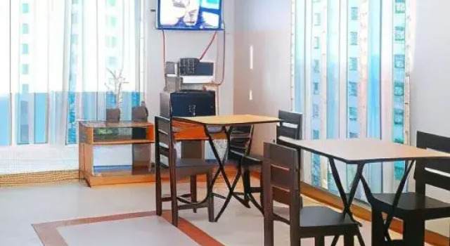 Reddoorz @ D'little Egg Hostel Pangasinan