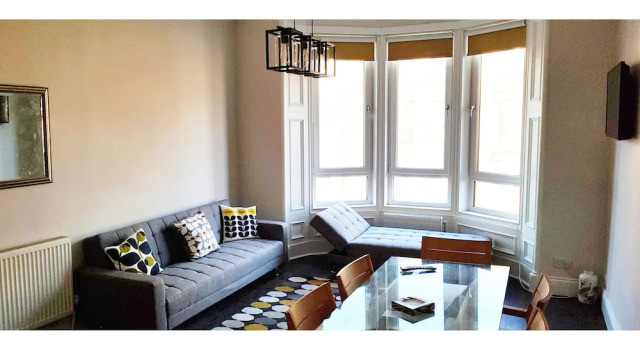 Glasgow South-side City Apartment