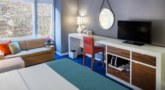 Двухместный номер Deluxe с видом на город Kinzie Hotel