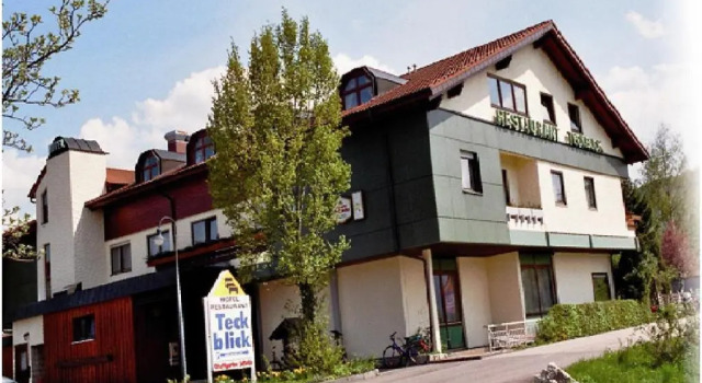 Hotel Teckblick, Забронировать Отель Отели Swabian Alps с парковкой, Парковка