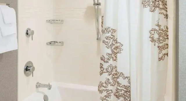 Четырёхместный люкс Residence Inn Bloomington