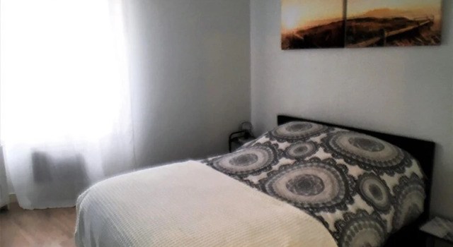 Le Medicis, Prenota Hotel Laval 