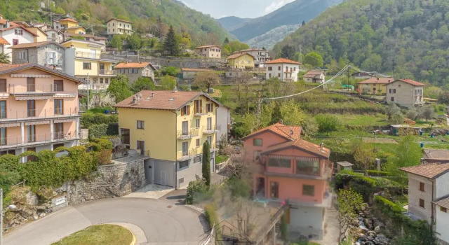Dea House, Varaa Hotelli Nesso Como
