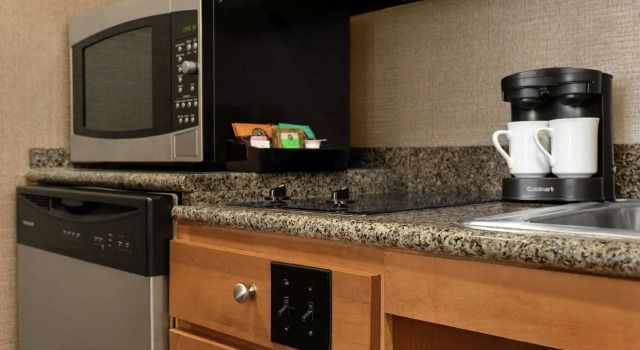 Двухместный номер Standard Homewood Suites by Hilton Allentown-Bethlehem Airport