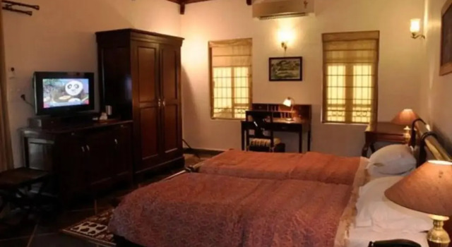 Irai Safari Retreat, Book Hotel Bhamdeli New Delhi