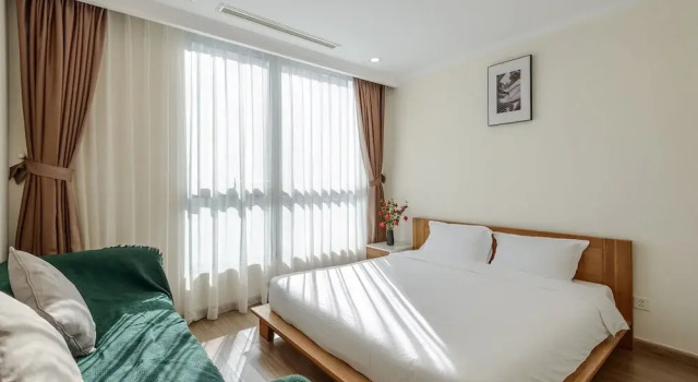 Апартаменты Luxury с 3 комнатами с балконом и с видом на город The Celavie Serviced Apartment Landmark