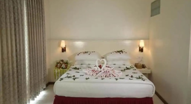 Номер Deluxe Taw Win Yadanar Hotel