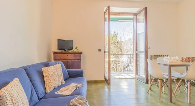 Vintage Apartment Lierna, Book Lejlighed Lierna Como