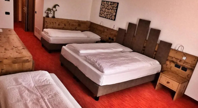 Четырёхместный номер Standard Hotel Cristallo