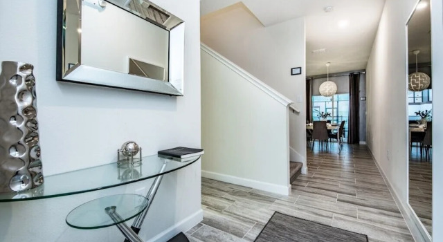 Коттедж Stylish 4 Bed 3 Ba Pool Home