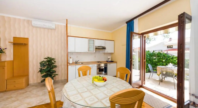 Апартаменты Цокольный этаж Apartments Stana