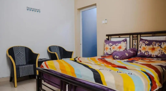 Sitiinggil Guest House Syariah, Prenota Affittacamere Tegal Central Java