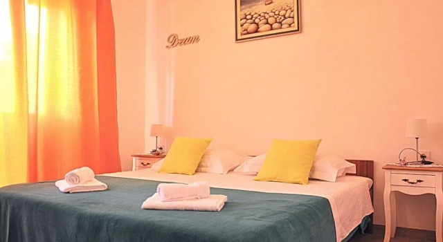 Rooms Ana