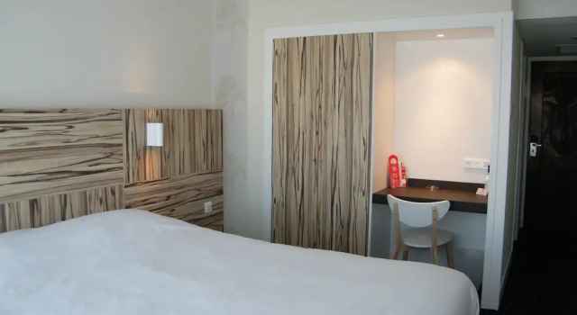 Двухместный номер Superior с балконом Hôtel Le Nautic