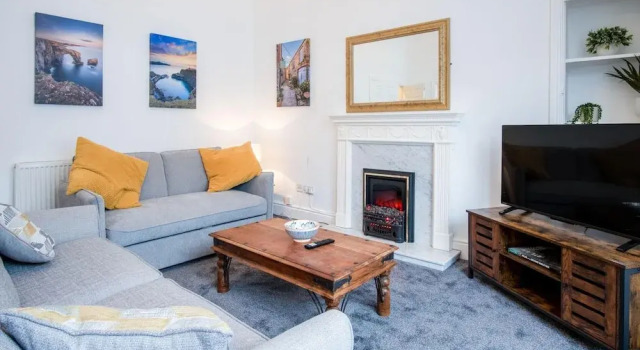 Caldey Island View - 2 Bedroom Apartment - Tenby, Забронировать Апартаменты/квартира Тенби 