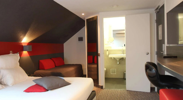 Трёхместный номер Superior Best Western The Hotel Versailles