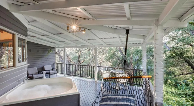 Люкс с балконом Yallingup Lodge Spa Retreat