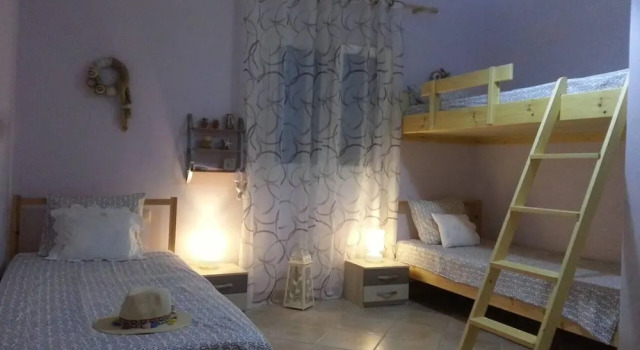 Apartment - Sleeps up to 10 & Beachfront Access, Забронировать Апартаменты/квартира Апартаменты Калимнос, рядом с Пляж Массури, Апартаменты/квартира