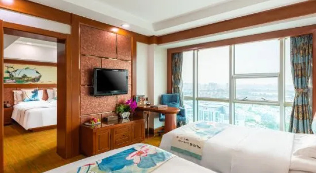 Трёхместный люкс Executive Zhonghao Grand Hotel