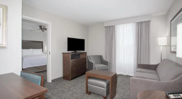 Четырёхместный люкс c 1 комнатой Homewood Suites By Hilton Las Vegas City Center