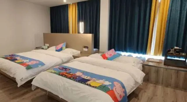 Люкс Yuanshanshe Homestay (Guilin Rongchuang Paradise University of Technology)