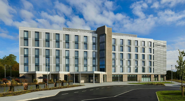 Courtyard by Marriott Stoke on Trent Staffordshire, Забронировать Отель Отели Англии 3 звезды, 3*
