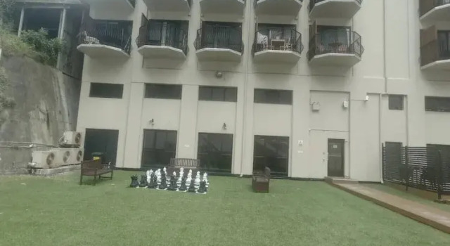 3 Double 1 Single 2 Sofa Beds apartment