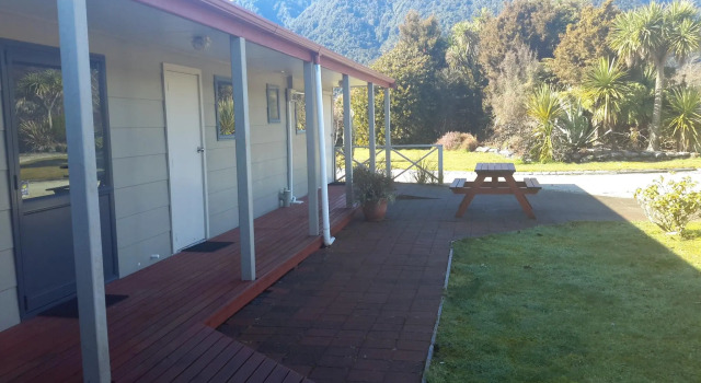 Трёхместный номер Standard Franz Josef TOP 10 Holiday Park